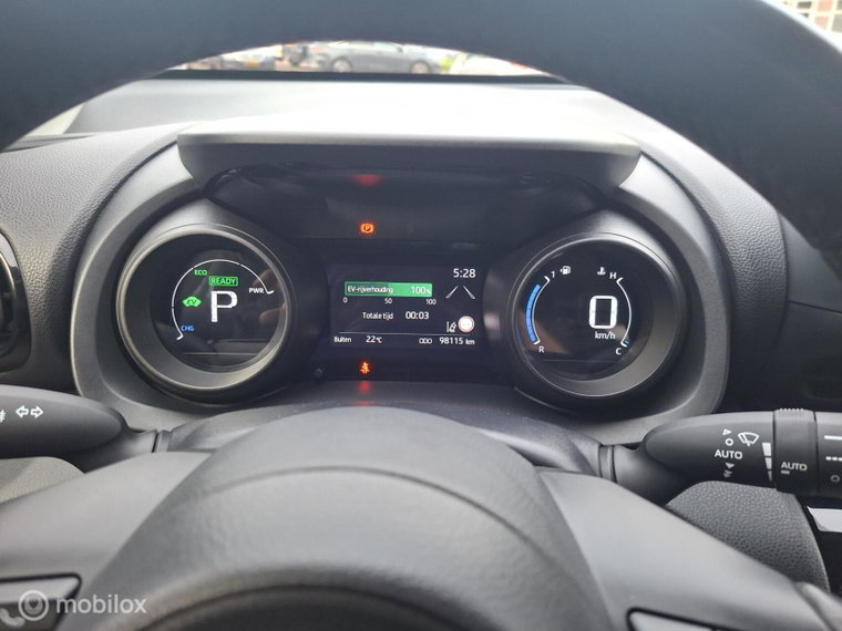 Vehicle Image 16