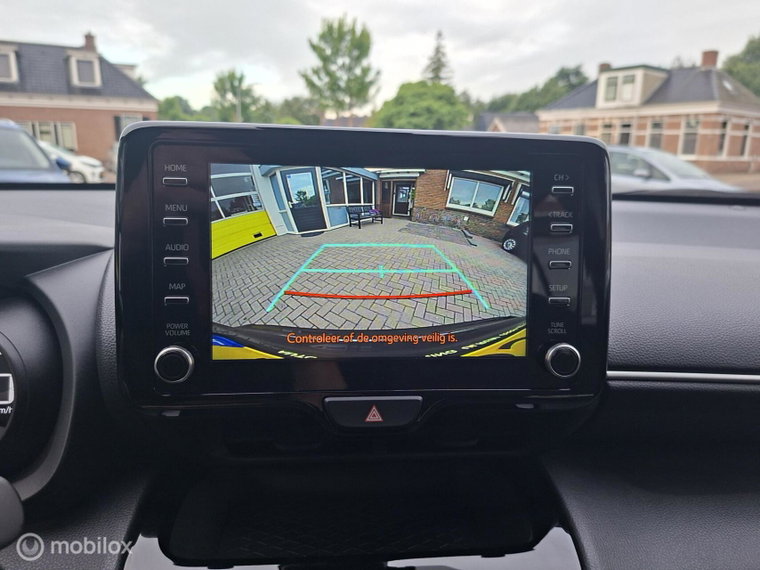 Vehicle Image 21