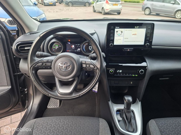 Vehicle Image 11