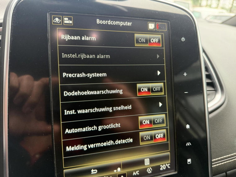 Vehicle Image 22