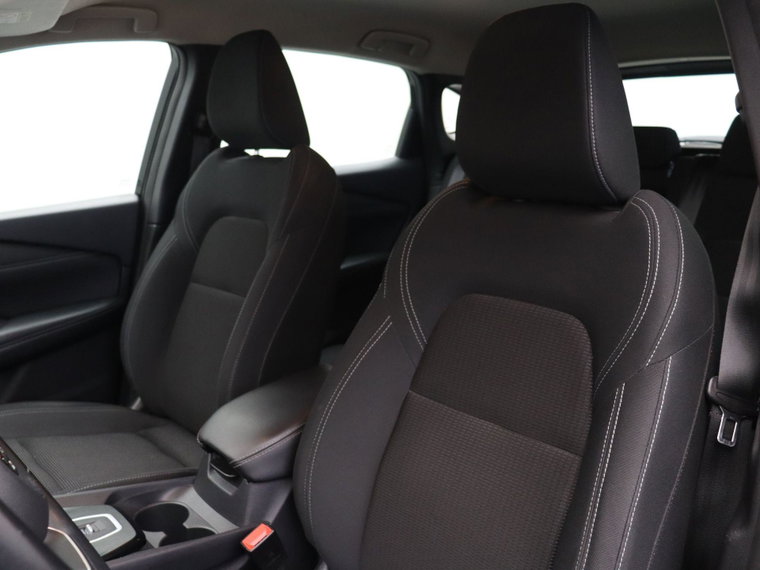 Vehicle Image 36