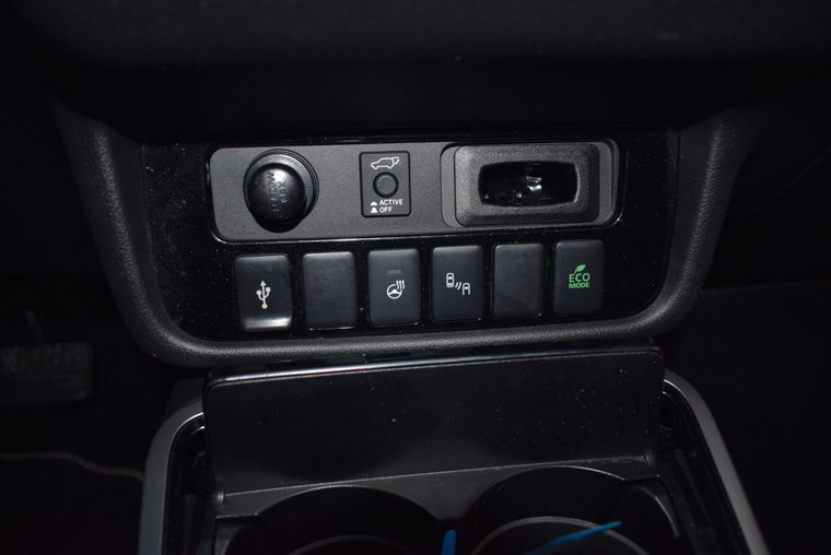 Vehicle Image 29