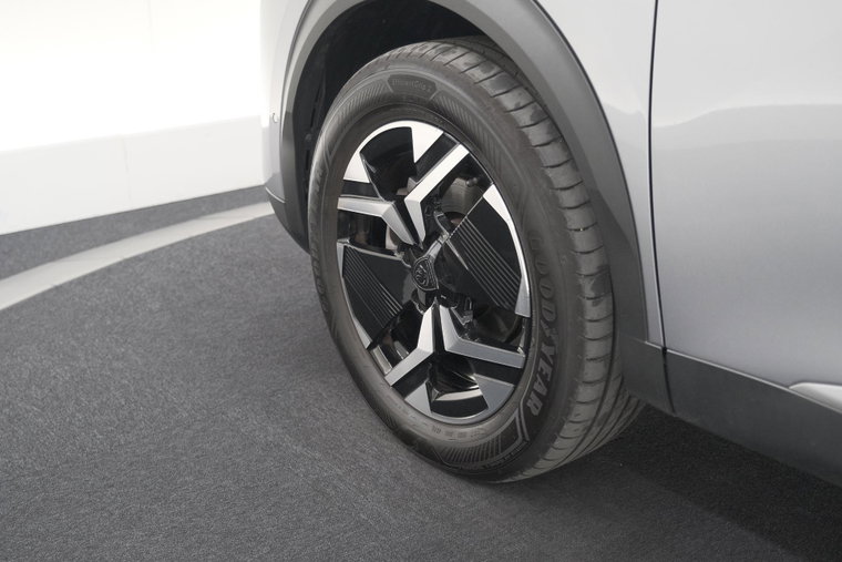 Vehicle Image 20