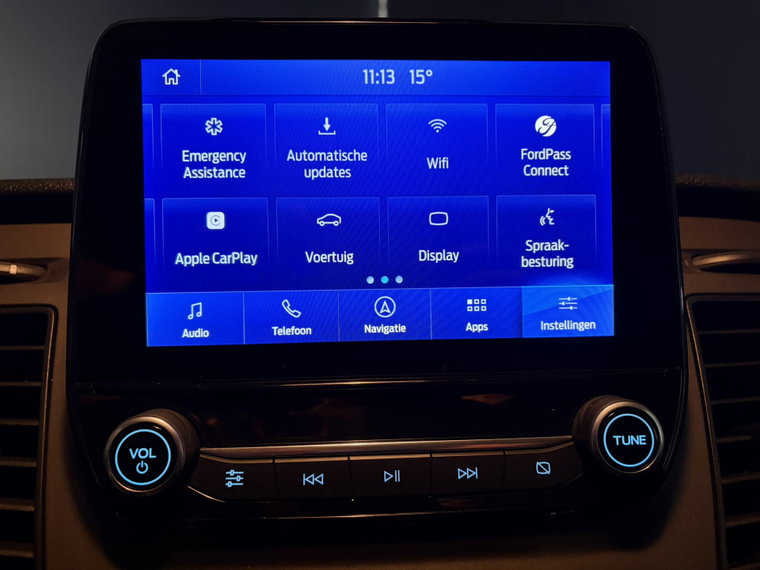 Vehicle Image 18
