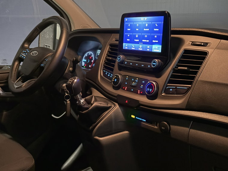 Vehicle Image 19