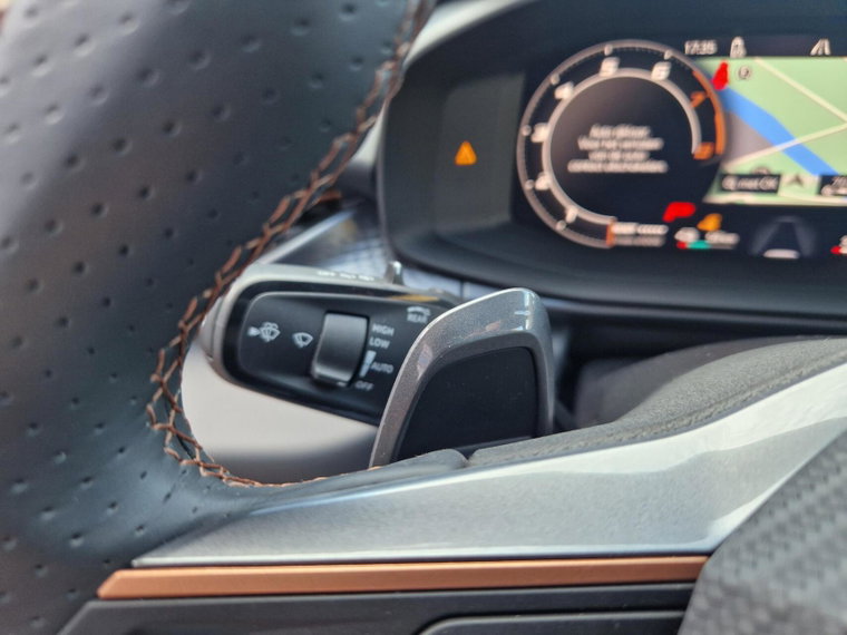 Vehicle Image 35