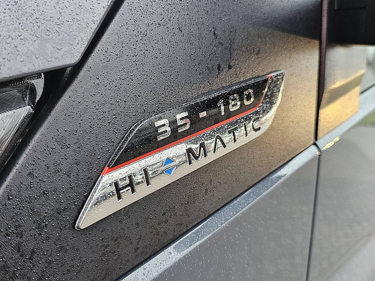 Vehicle Image 13