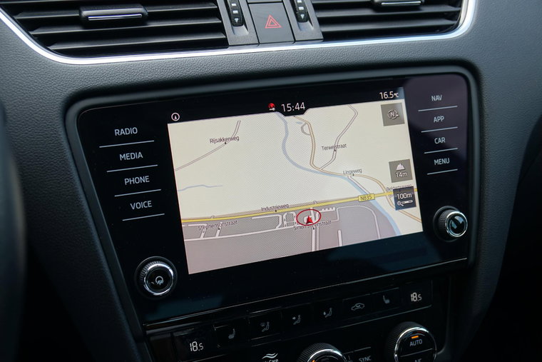Vehicle Image 18