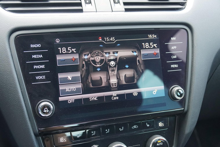 Vehicle Image 33