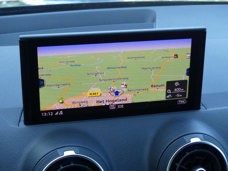 Vehicle Image 22