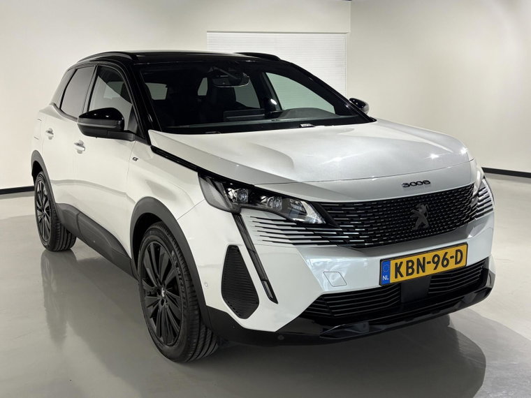 Vehicle Image 28