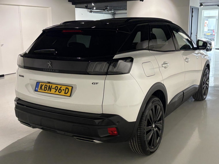 Vehicle Image 29
