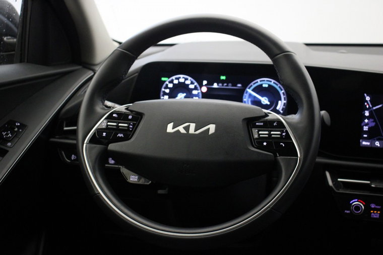 Vehicle Image 22
