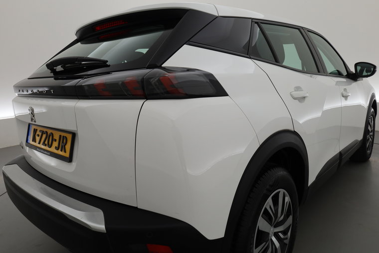 Vehicle Image 40