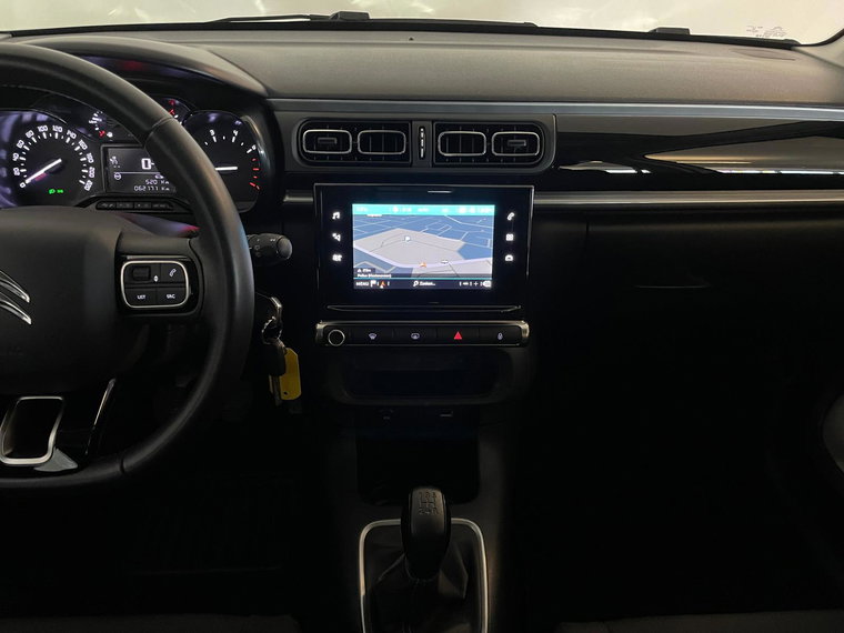 Vehicle Image 25
