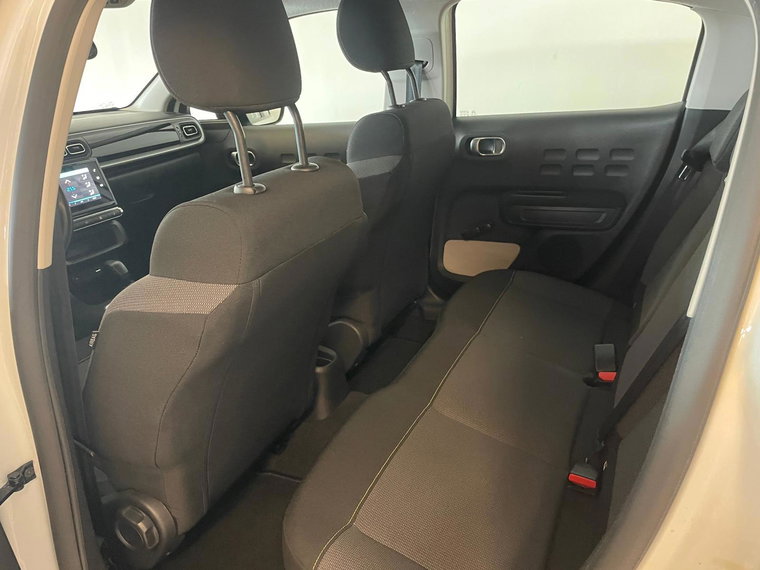 Vehicle Image 33