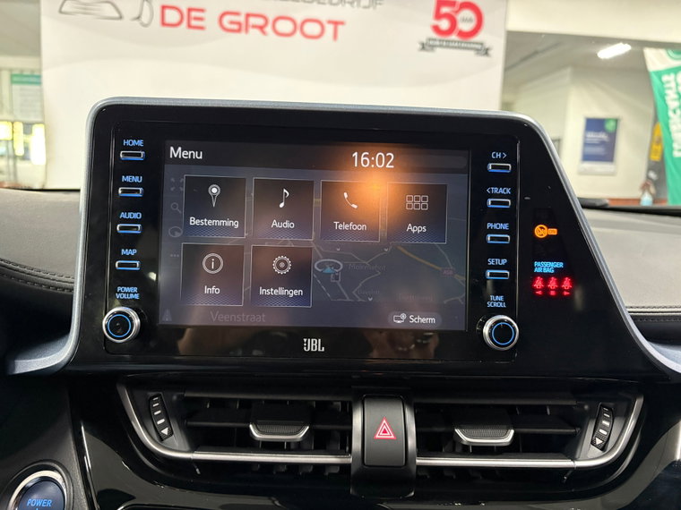 Vehicle Image 21