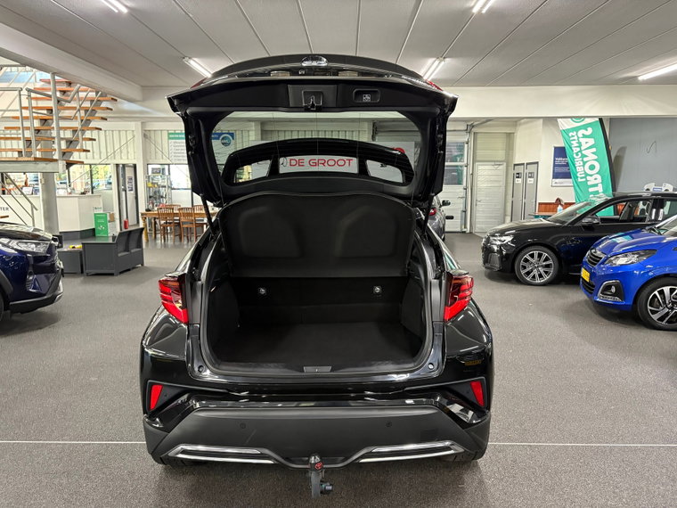 Vehicle Image 32