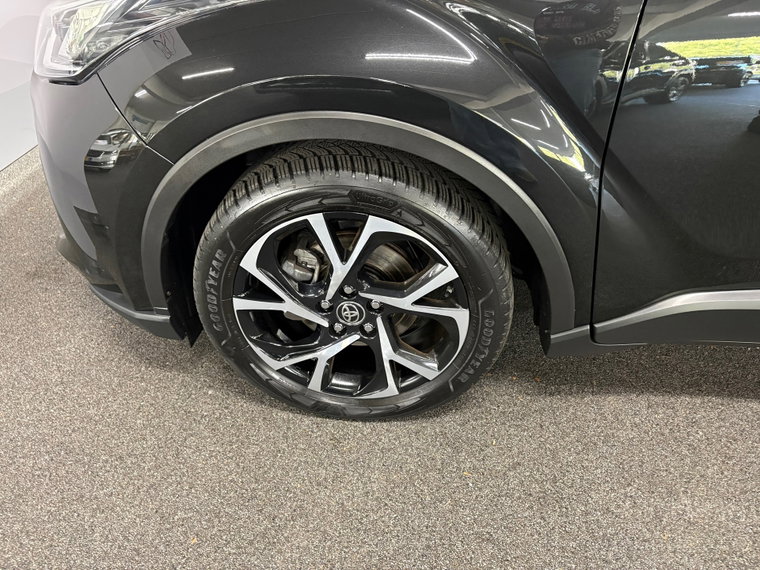 Vehicle Image 36