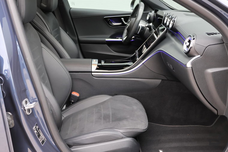 Vehicle Image 40