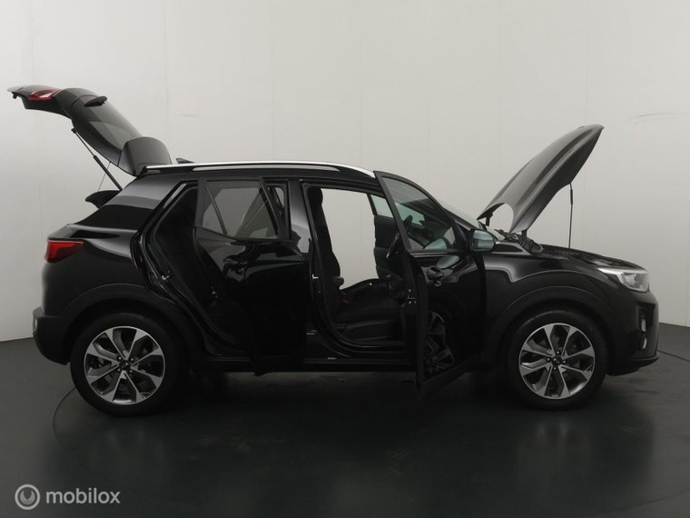 Vehicle Image 22