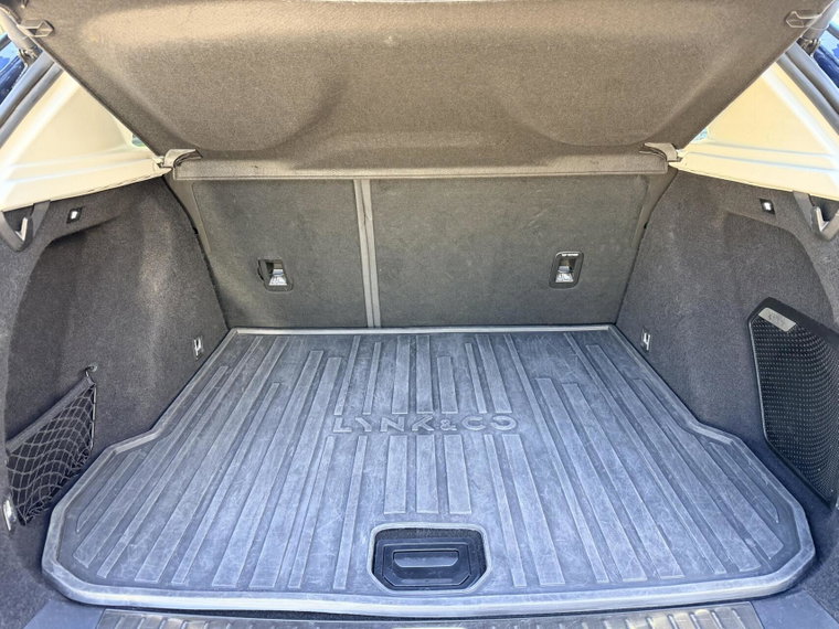 Vehicle Image 35