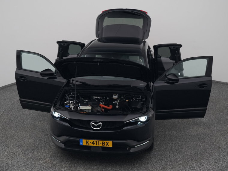 Vehicle Image 28