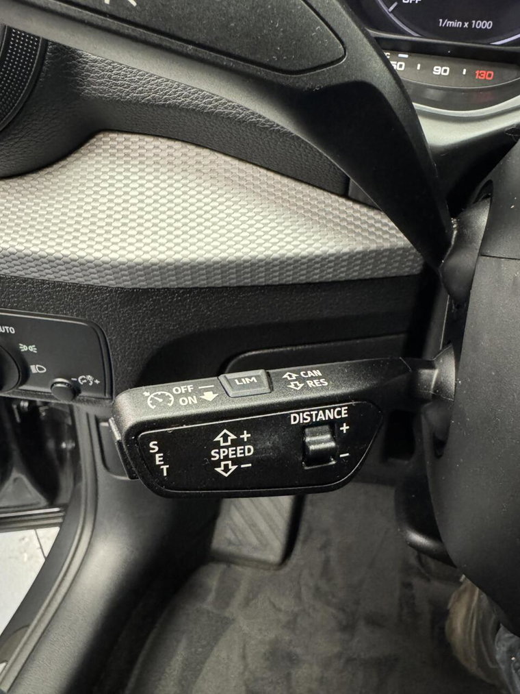 Vehicle Image 38