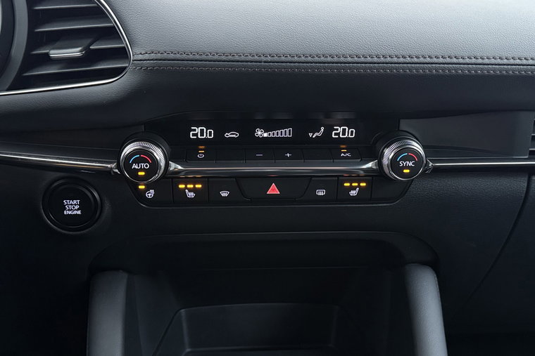 Vehicle Image 26