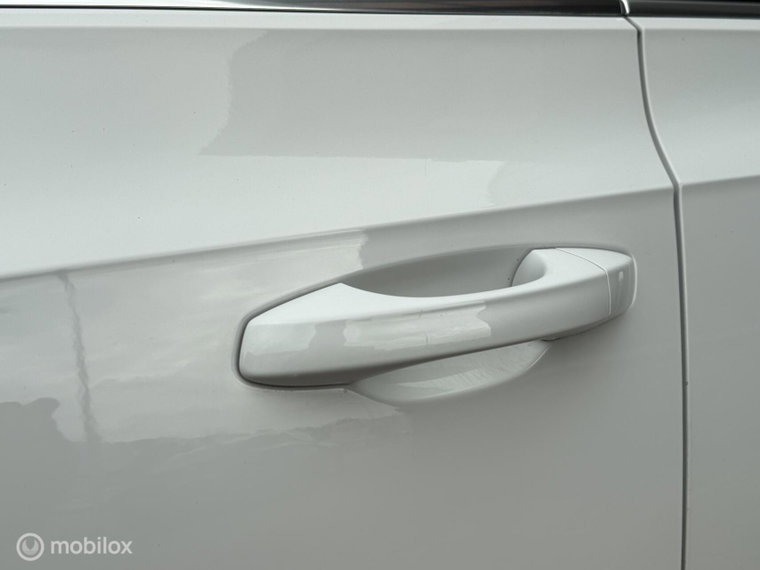 Vehicle Image 41