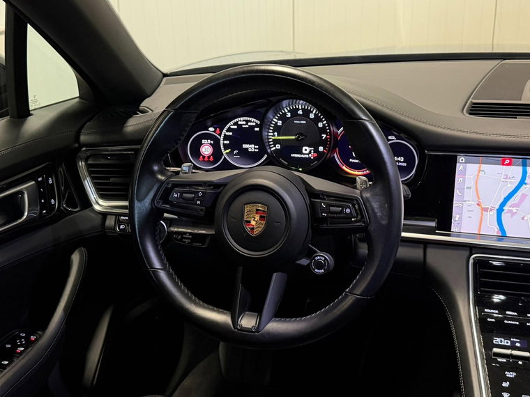 Vehicle Image 23