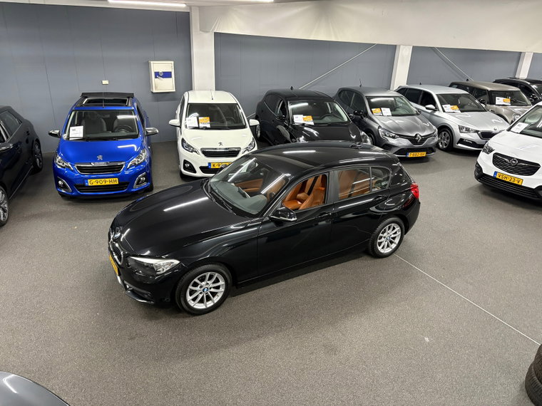 Vehicle Image 38