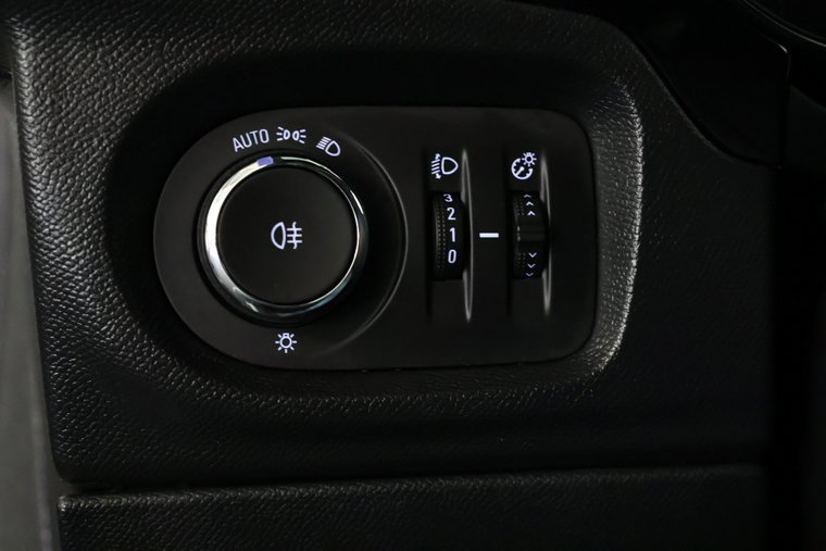 Vehicle Image 32