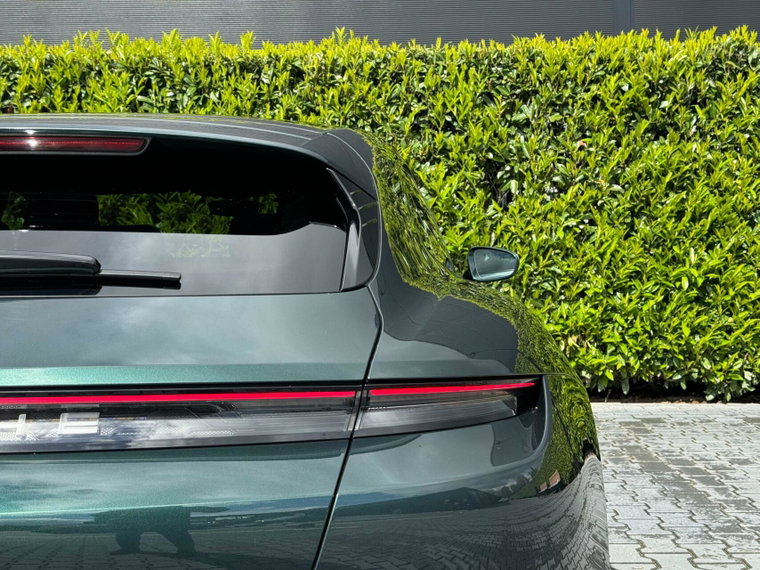 Vehicle Image 30