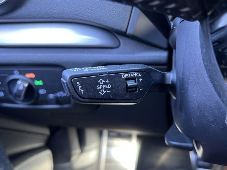 Vehicle Image 27
