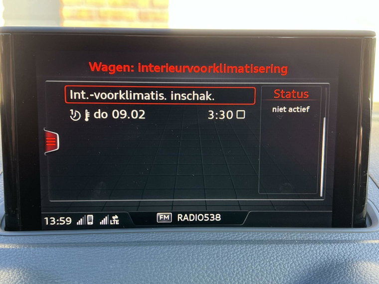 Vehicle Image 31