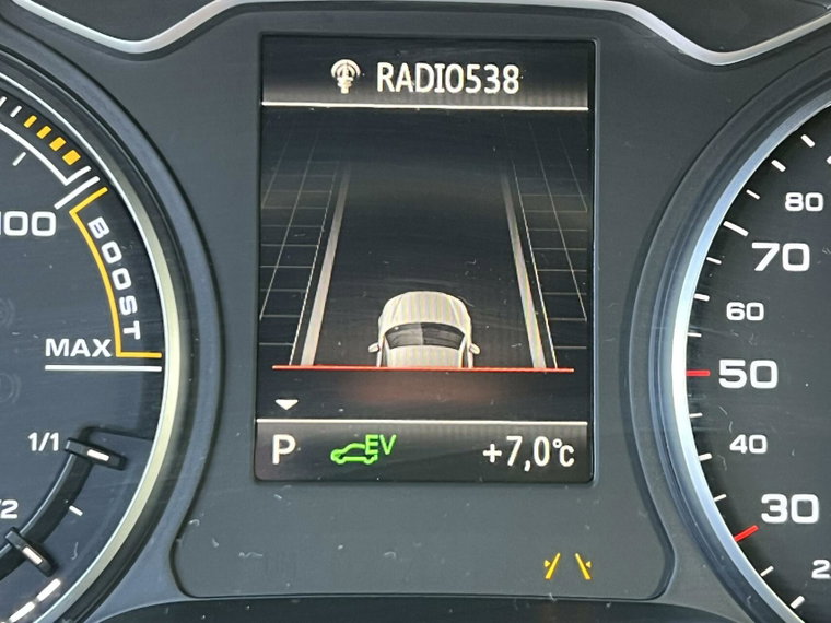 Vehicle Image 33