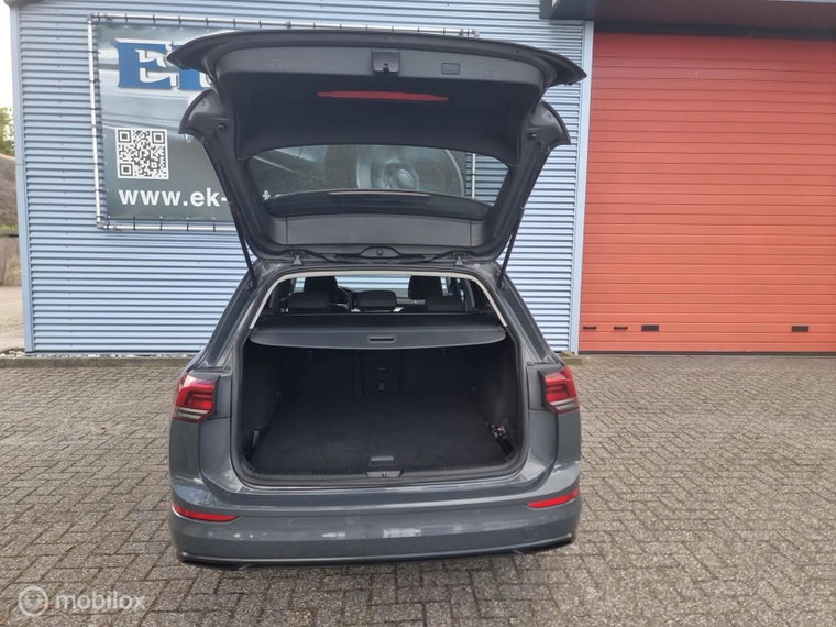 Vehicle Image 40