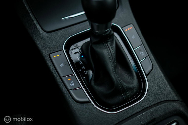Vehicle Image 28