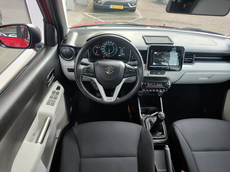 Vehicle Image 12