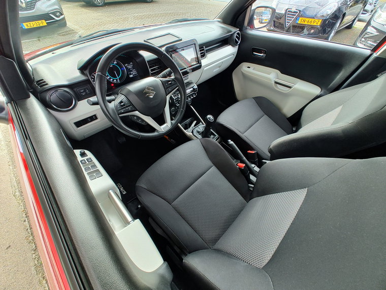 Vehicle Image 13