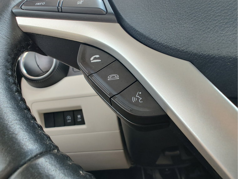 Vehicle Image 22
