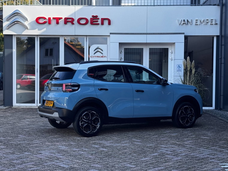 Vehicle Image 28