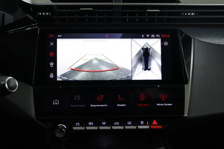 Vehicle Image 18