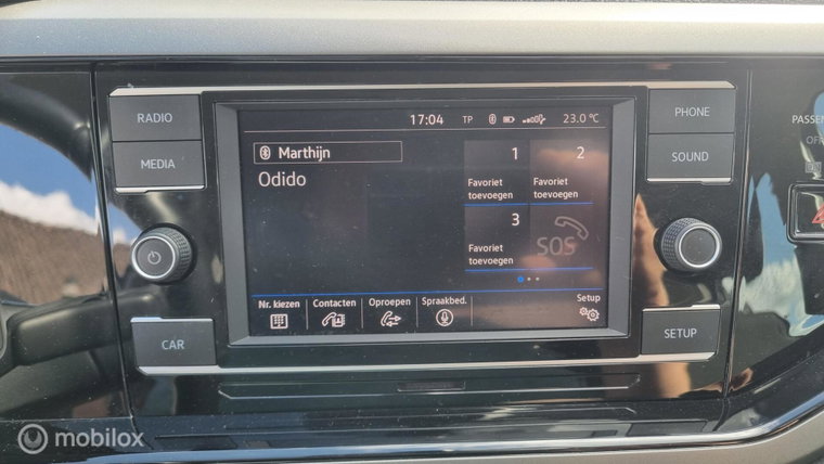 Vehicle Image 22