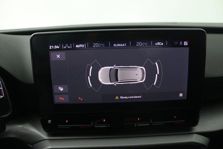 Vehicle Image 17