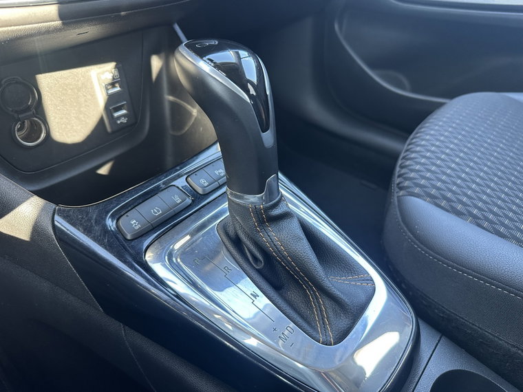 Vehicle Image 37