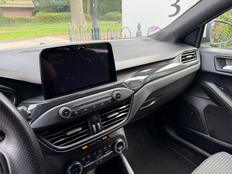 Vehicle Image 28