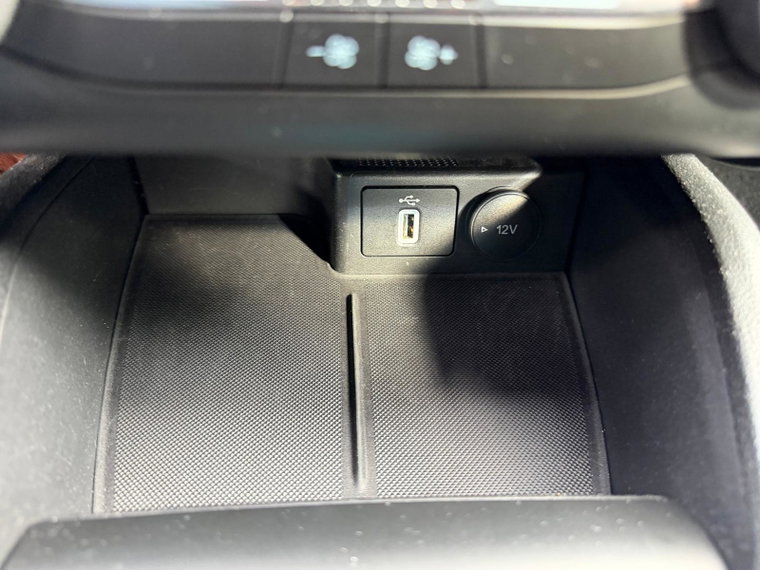 Vehicle Image 35