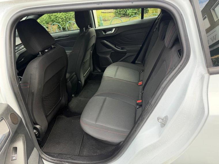 Vehicle Image 41